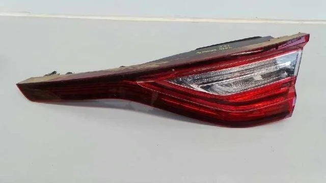 Renault Megane 4-IV Hatchback Sağ İç Stop Lambası (2016-2019) Renault Mais 265506075R