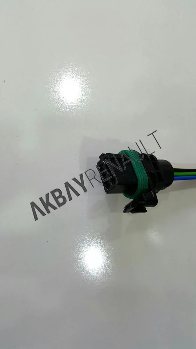 Renault Megane 1 ve Clio 2 Far Soketi 6 Fişli (1995-2008) - 6K002 Yerli Üretim