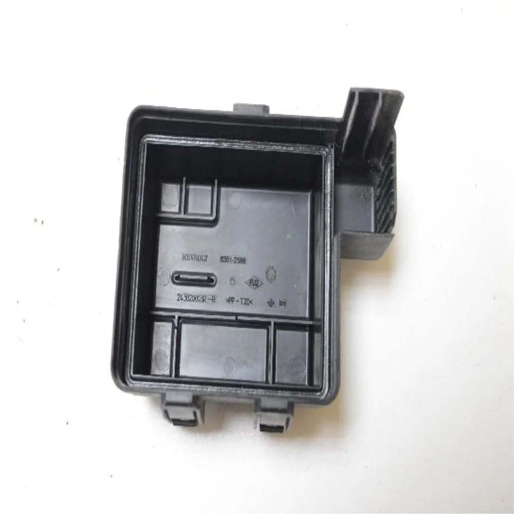 Renault Megane 3-III Fluence Sigorta Role Kutusu Kapağı (2008-2016) - 243820003R