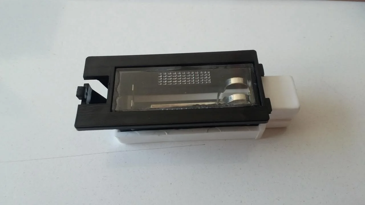 Renault R11, R21, Clio 1 Plaka Aydınlatma Lambası (1986-1998) - Pleksan 7702188943